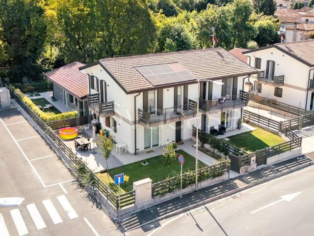 Villa a schiera in vendita a Colognola ai Colli via Unità d'Italia
