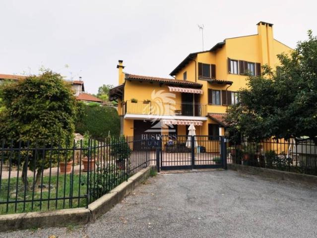 Villa a schiera in vendita a Cossombrato via Don Eugenio Gherlone