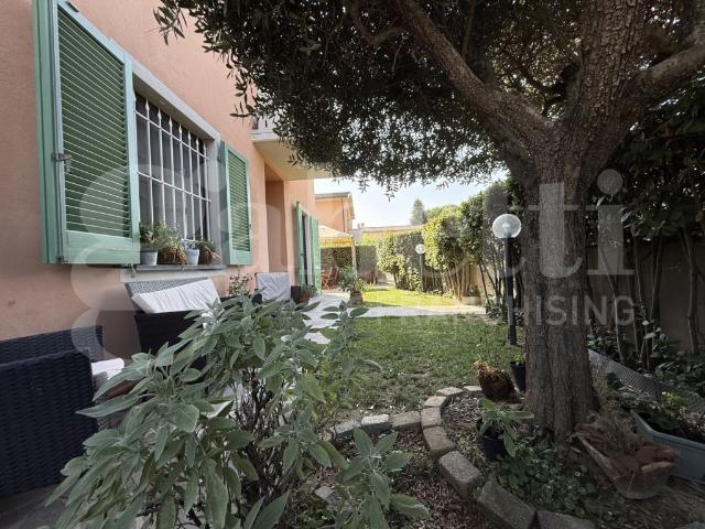 Villa a schiera in vendita a Crespina Lorenzana