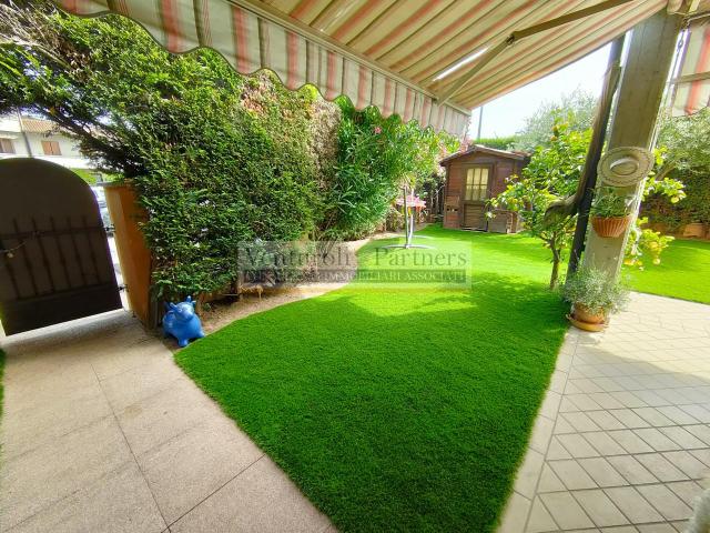 Villa a schiera in vendita a Desenzano Del Garda
