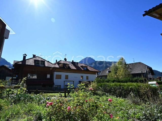 Villa a schiera in vendita a Dobbiaco via Zipfanger