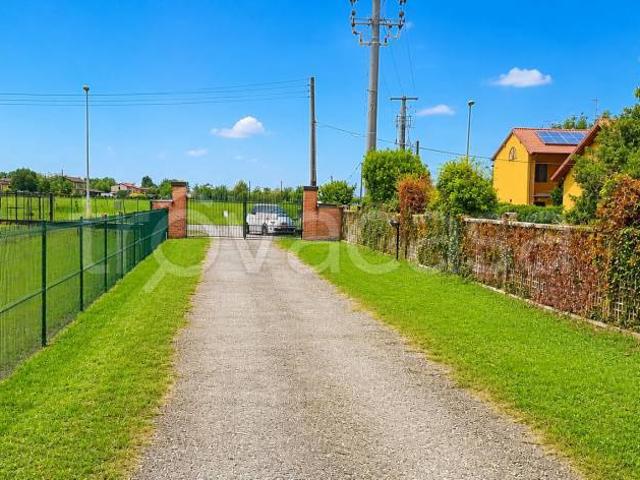 Appartamento in vendita a Fara Gera d'Adda via Corbellina
