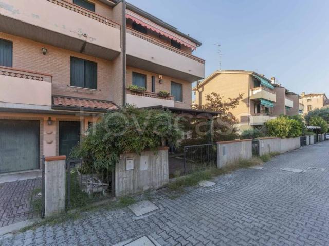 Villa a schiera in vendita a Ferrara via Luigi Fano, 15, Cona