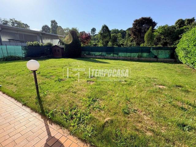 Villa a schiera in vendita a Fino Mornasco
