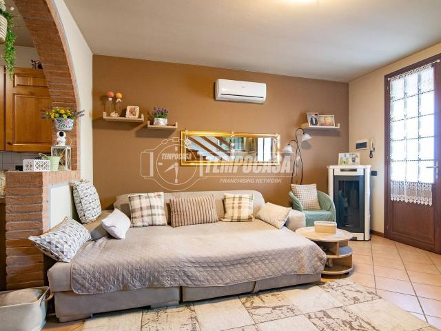 Villa a schiera in vendita a Fornovo San Giovanni