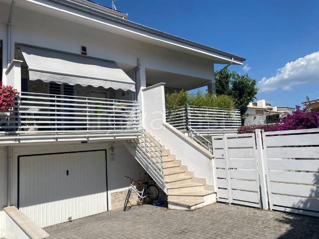 Villa a schiera in vendita a Guidonia Montecelio via Marano Equo