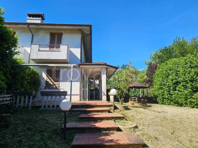 Villa a schiera in vendita a Godiasco Salice Terme viale Giuseppe Verdi, 14, Salice Terme