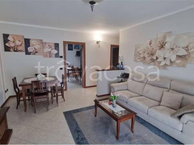 Villa a schiera in vendita a Gravellona Toce via nuova, 119