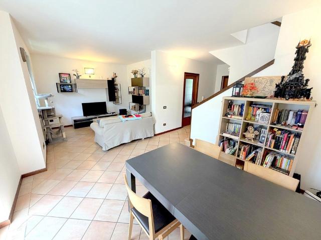 Villa a schiera in vendita a Inveruno