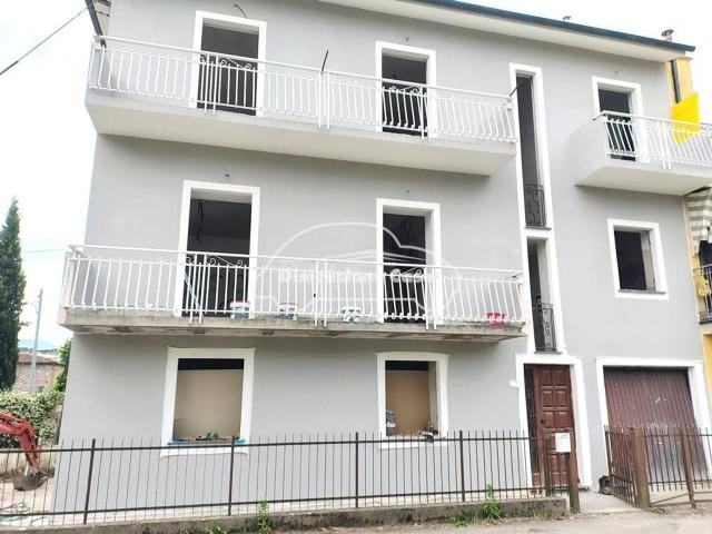 Villa a schiera in vendita a Lucca