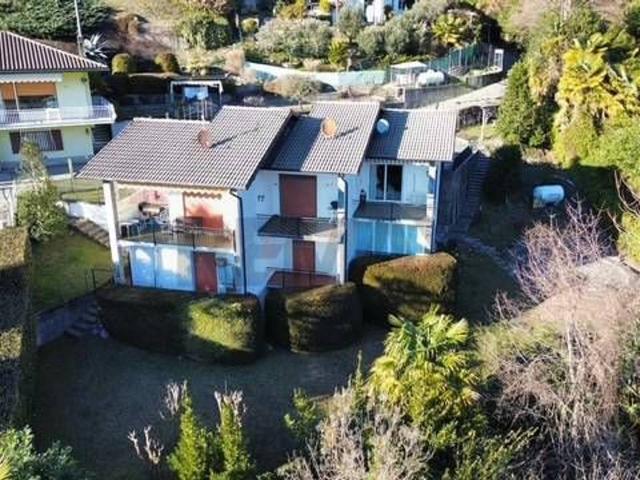 Villa a schiera in vendita a Luino