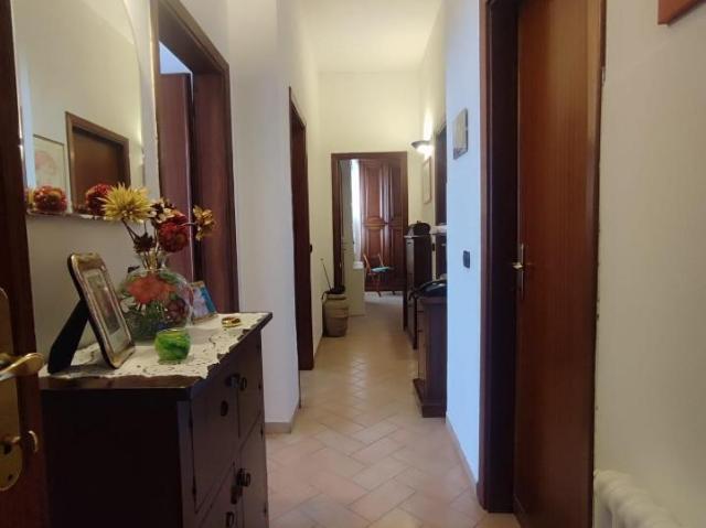 Villa a schiera in vendita a Luni