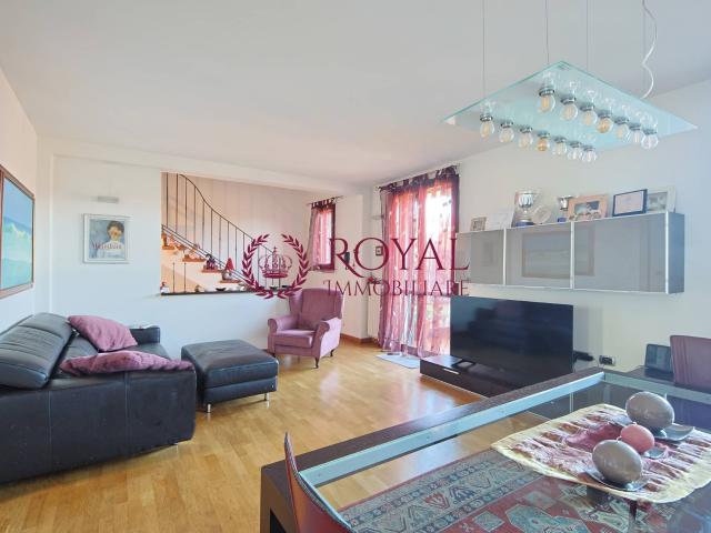 Villa a schiera in vendita a Livorno, ARDENZA