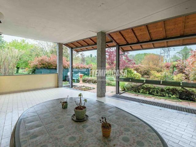 Villa a schiera in vendita a Paderno Dugnano