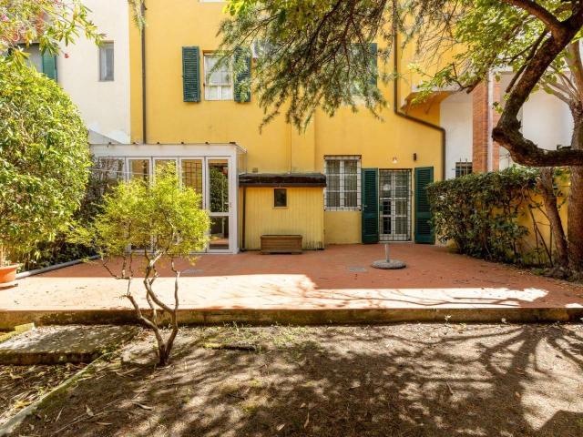 Villa a schiera in vendita a Pisa