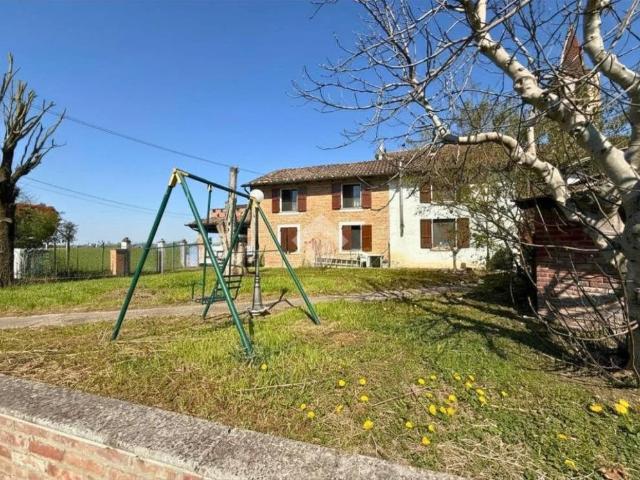 Villa a schiera in vendita a Polesine Zibello via s. Rocco, 16