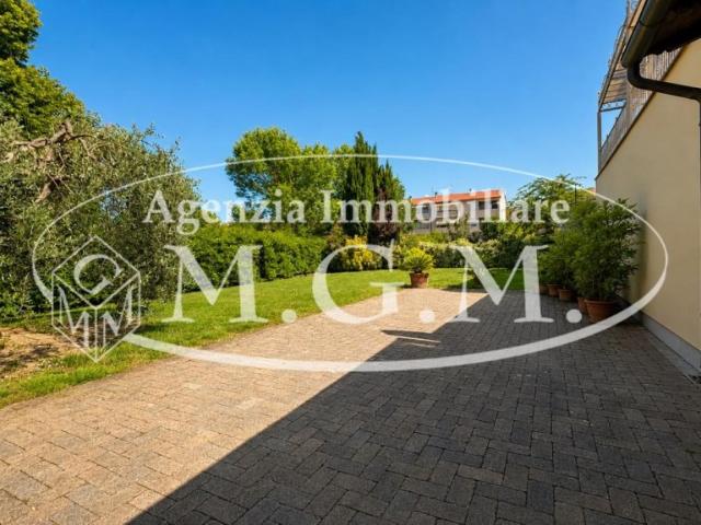 Villa a schiera in vendita a Pontedera via Duccio Galimberti