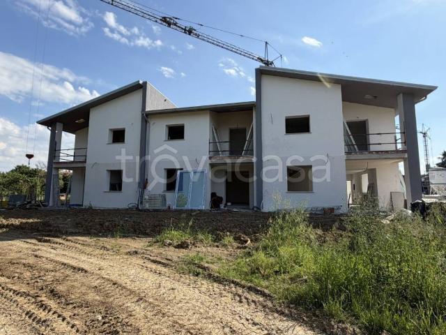 Villa a schiera in vendita a Reggio nell'Emilia via Alessandro Tassoni, Canali Capriolo