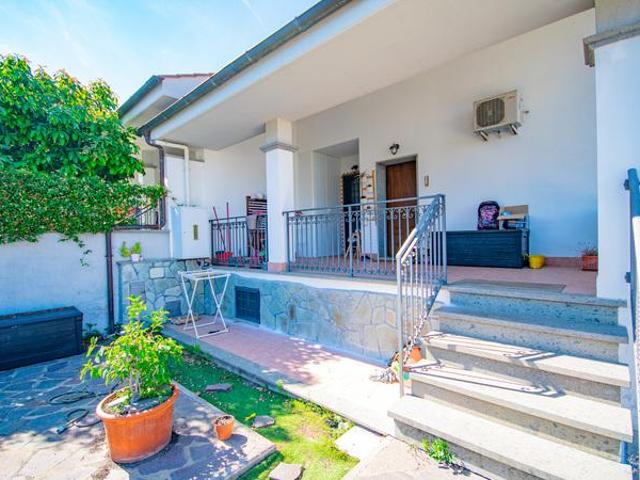 Villa a schiera in vendita a Roma