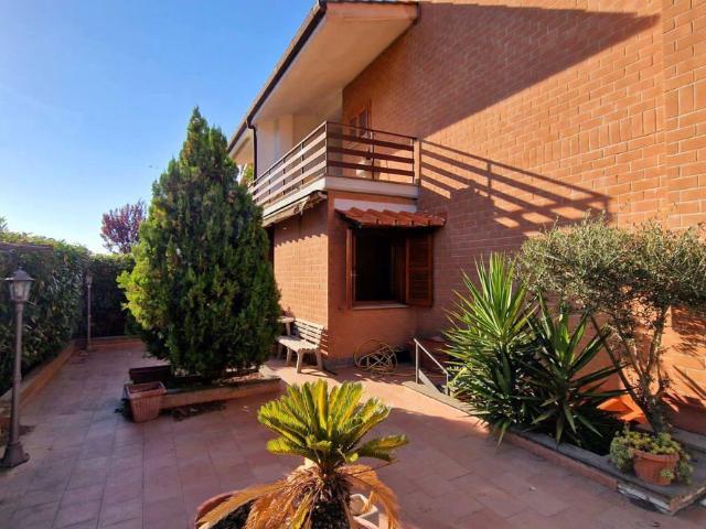 Villa a schiera in vendita a Roma
