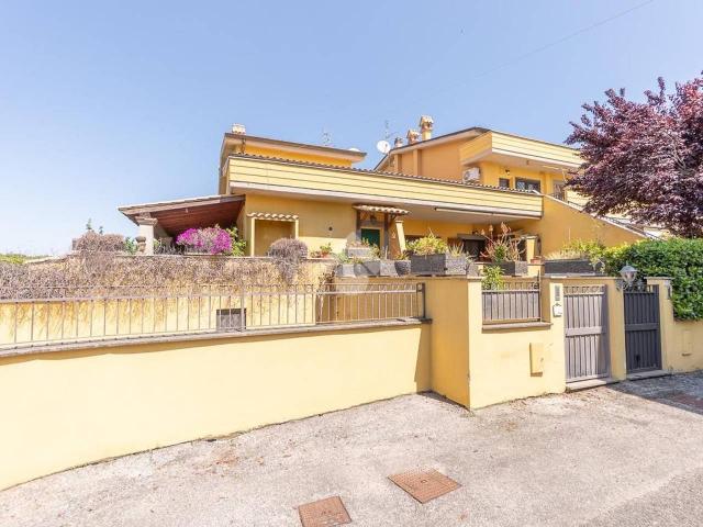 Villa a schiera in vendita a Roma