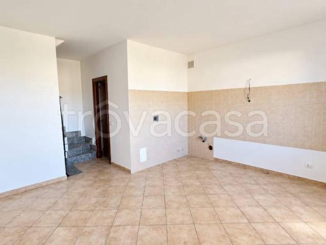 Villa a schiera in vendita a Roma via Monte Cremasco, 101, Valle Muricana