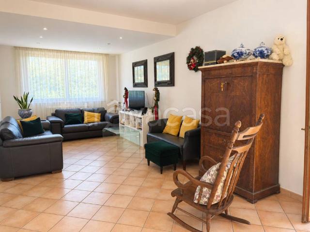 Villa a schiera in vendita a Roma via Tavernerio, Valle Muricana
