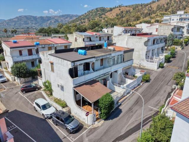 Villa a schiera in vendita a Stalettì