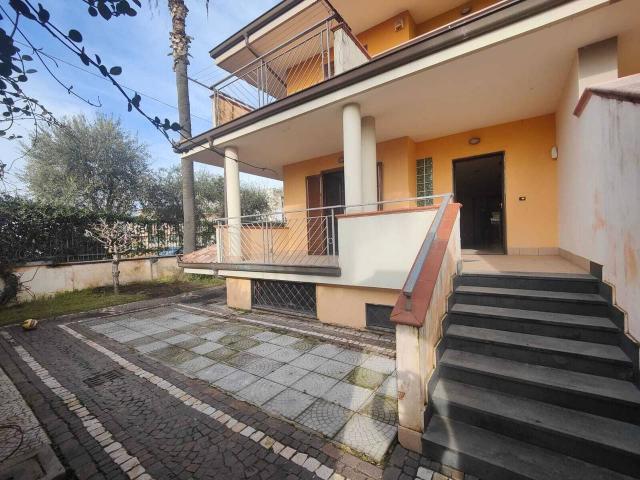Villa a schiera in vendita a Striano