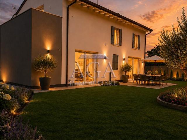 VILLA A SCHIERA in VENDITA a SUSEGANA di 4 vani