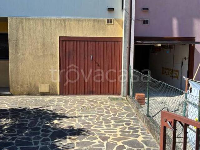 Villa a schiera in vendita a San Daniele Po via Amedeo Puerari