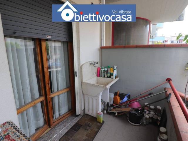 Villa a schiera in vendita a Sant'Egidio alla Vibrata via Pietro Nenni, 23
