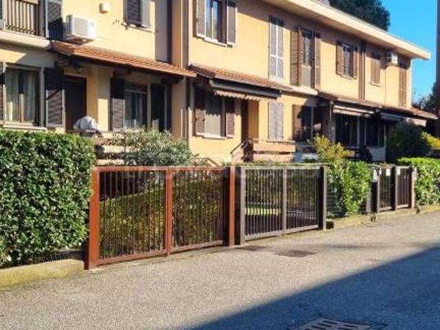 Villa a schiera in vendita a Senago via Lev Tolstoj, 6