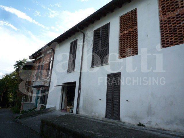 Villa a schiera in vendita a Ternate