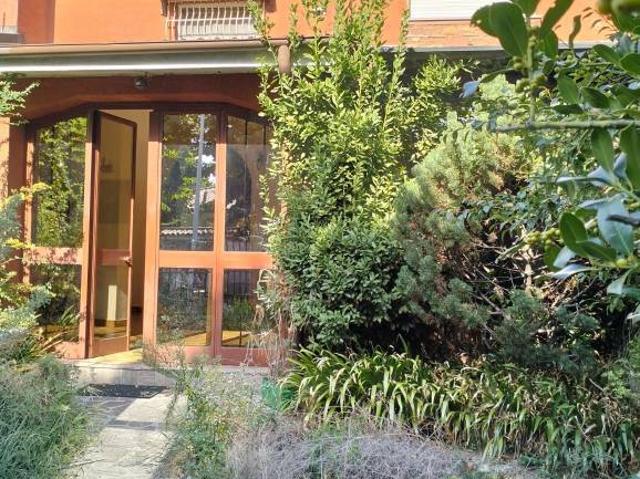 Villa a schiera in vendita a Trezzano sul Naviglio via Tommaso Grossi