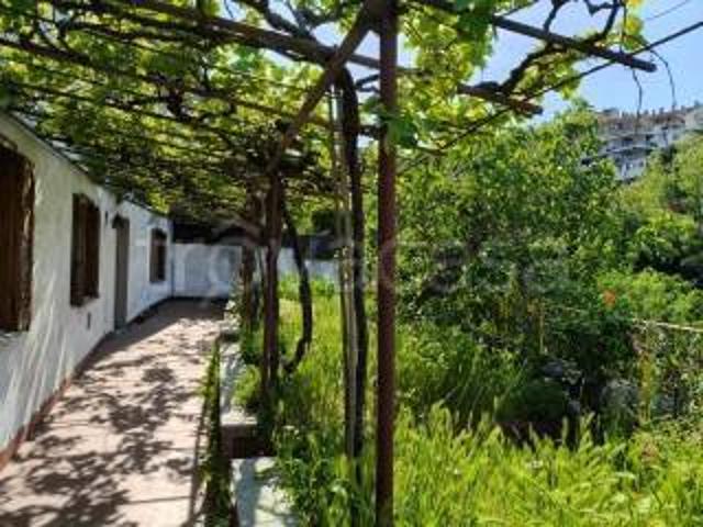Villa a schiera in vendita a Trieste, Roiano