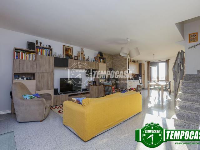 Villa a schiera in vendita a Trovo