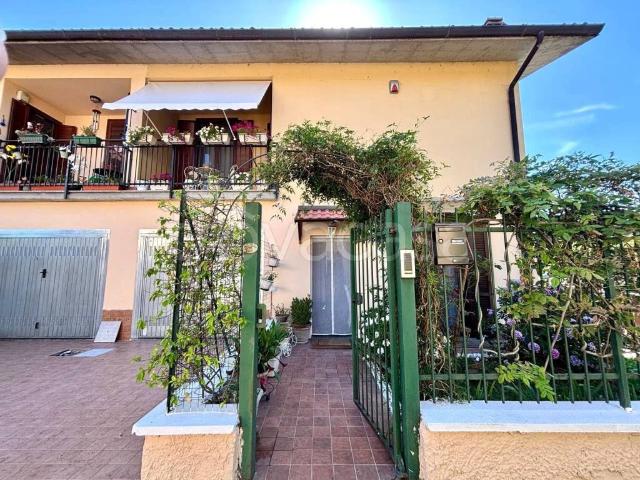 Villa a schiera in vendita a Trovo