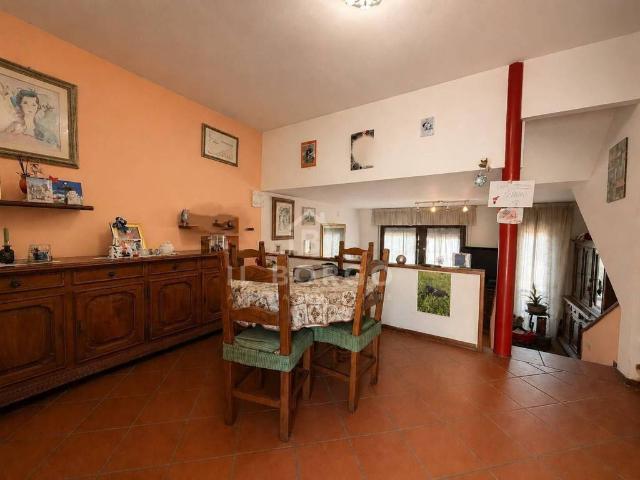 Villa a schiera in vendita a Uzzano via Lucchese, 49, Santa Lucia