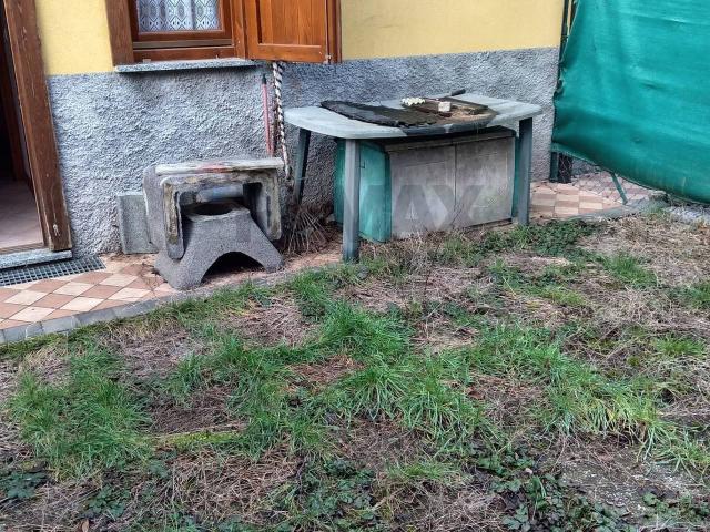 Villa a schiera in vendita a Val Brembilla