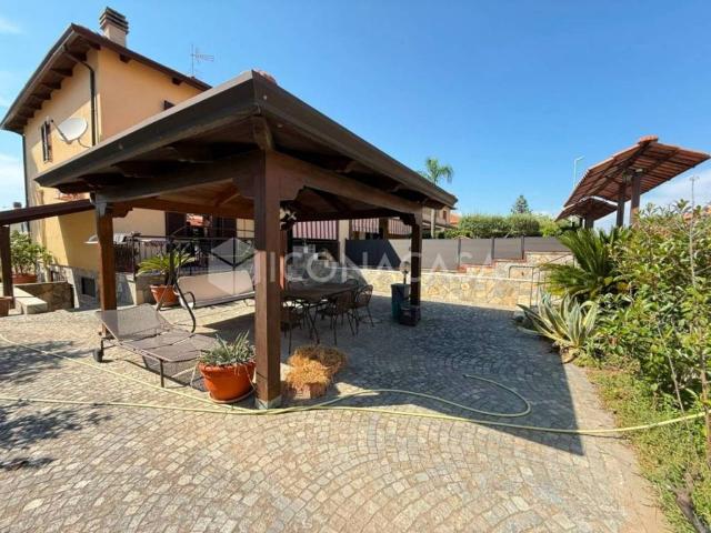 Villa a schiera in vendita a Varcaturo, Giugliano in Campania