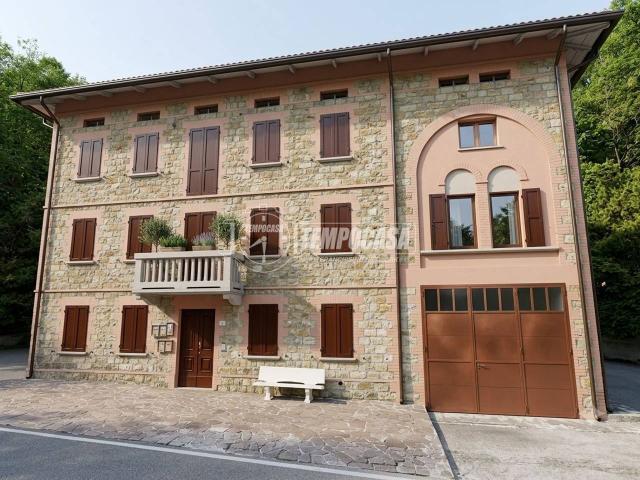 Villa a schiera in vendita a Vezzano Sul Crostolo