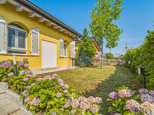 Villa a schiera in vendita a Viano