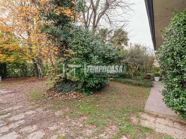 Villa a schiera in vendita a Vimercate