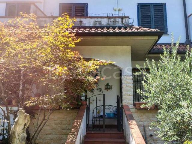 Villa a schiera in vendita a Zelo Buon Persico piazza Rinascimento 8