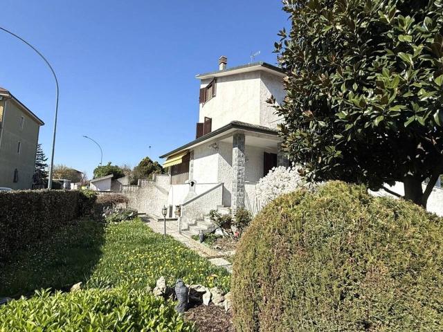 Villa a schiera in vendita a Zibido San Giacomo
