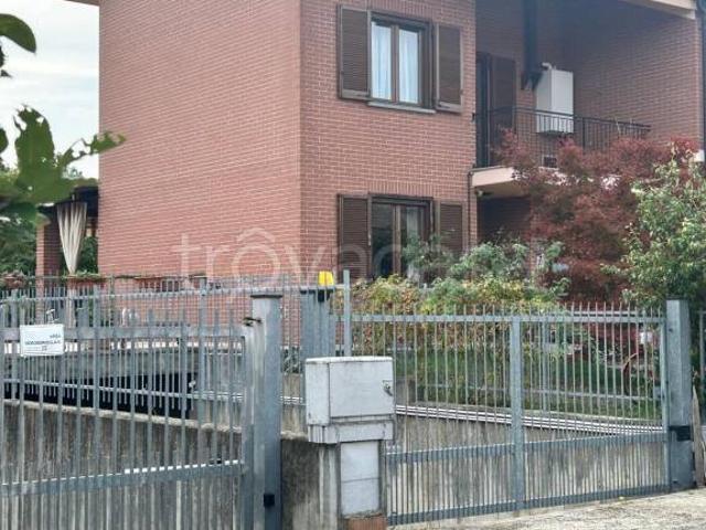 Villa a schiera in vendita ad Asti via Eugenio Curiel, 20, Valgera