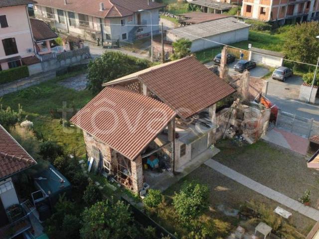 Villa a schiera in vendita ad Arona
