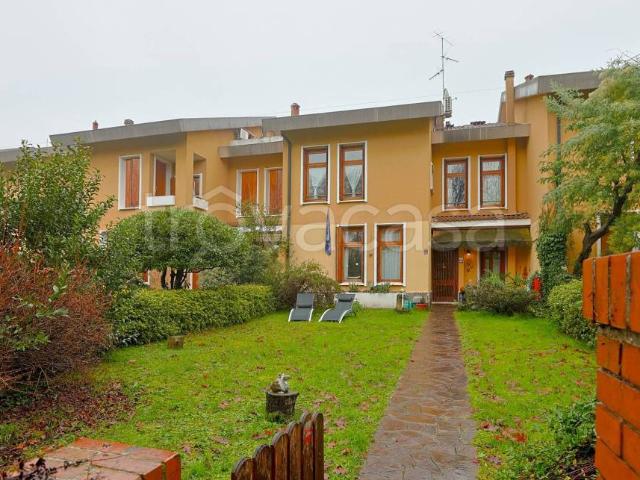 Villa a schiera in vendita ad Arese via Giacomo Matteotti, 45