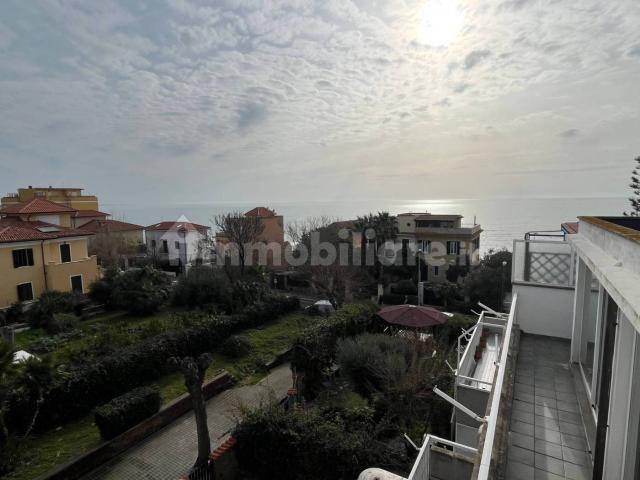 Villa a schiera Lungomare Guglielmo Marconi, Centro, Santa Marinella
